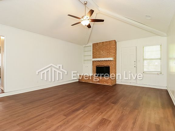 3rd image of 2417 Meadow Vw