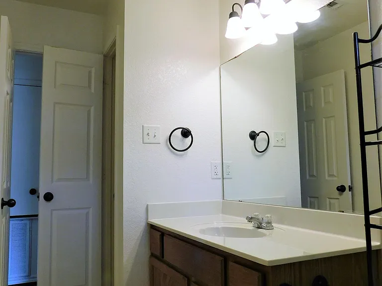 2002 Prestige Loop — Photo 16