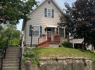 1320 Canfield St, Huntington, IN 46750