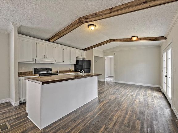 5th image of 19346 Forest Lane Cir