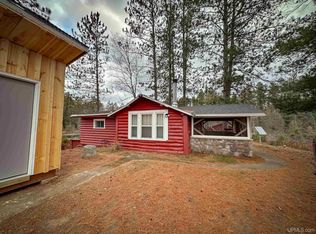 2920 Bywater Ln, Republic, MI 49879