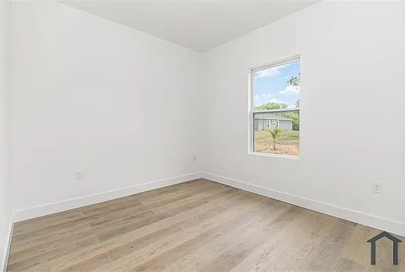 435 Goldsmith Ave — Photo 19
