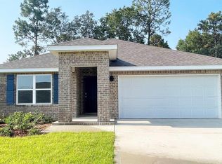 5120 Gaineswood Dr, Milton, FL 32583
