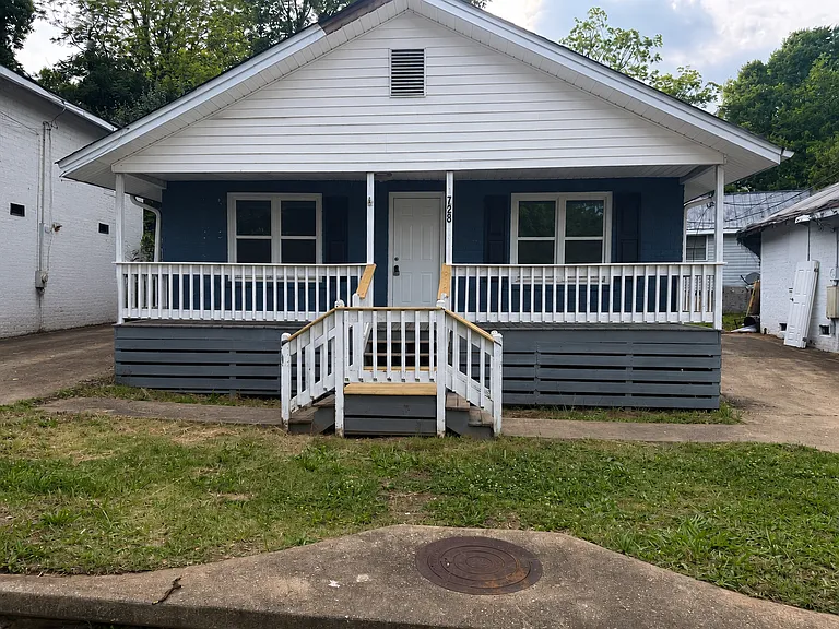 728 S Liberty St — Photo 1