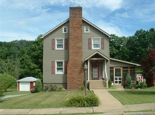 531 N 8th St, Jeannette, PA 15644
