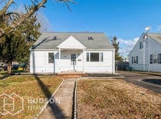 1002 Beverly Rd, Burlington, NJ 08016