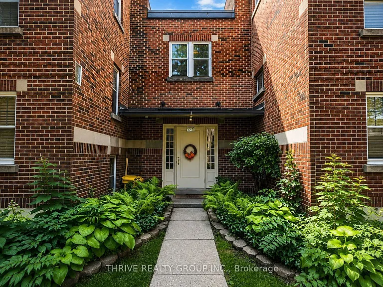 50 Ridout St S #36 — Photo 3