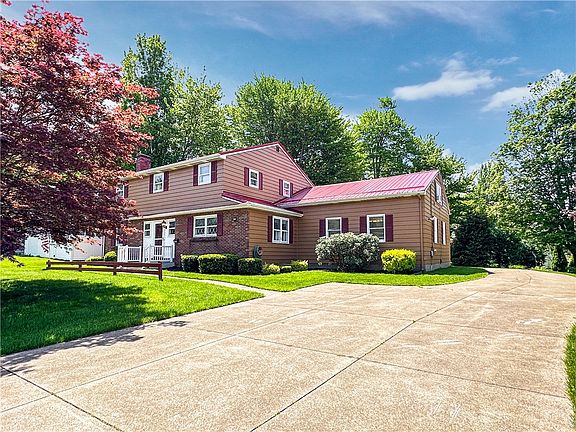 4th image of 3414 Patio Dr