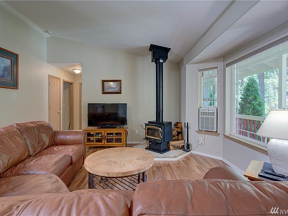 5th image of 21622 SE Terra Ln