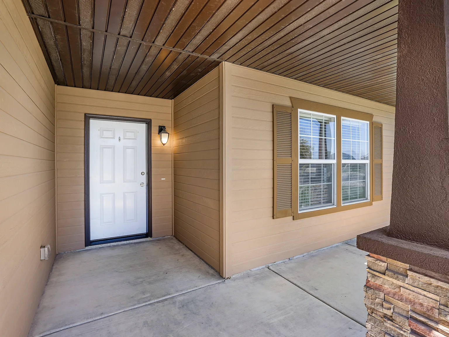 3 bed, 1575 sqft, $2,200 — Photo 4