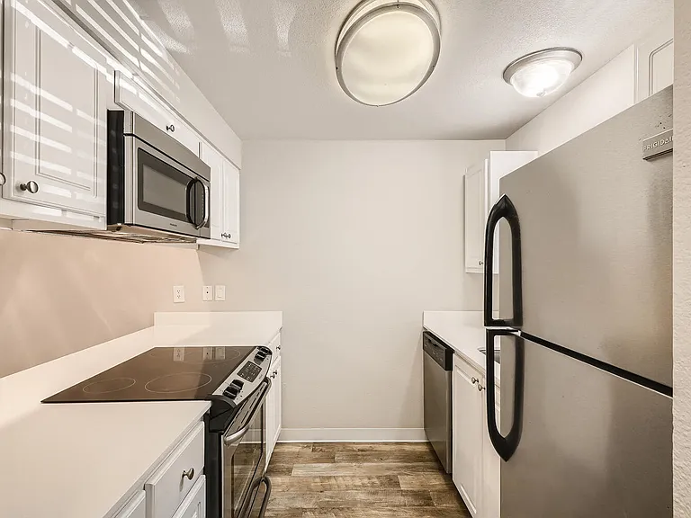 Slate Ridge Apartment Homes — Photo 29