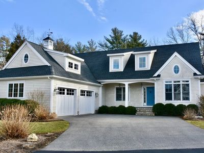 4 Split Rock Ln, Mattapoisett, MA, 02739