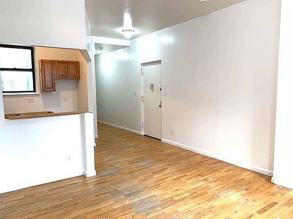 3rd image of 117 15th St APT 1D