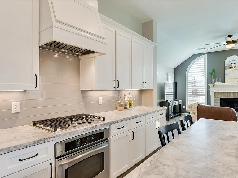 13807 Halpren Falls Cir — Photo 21