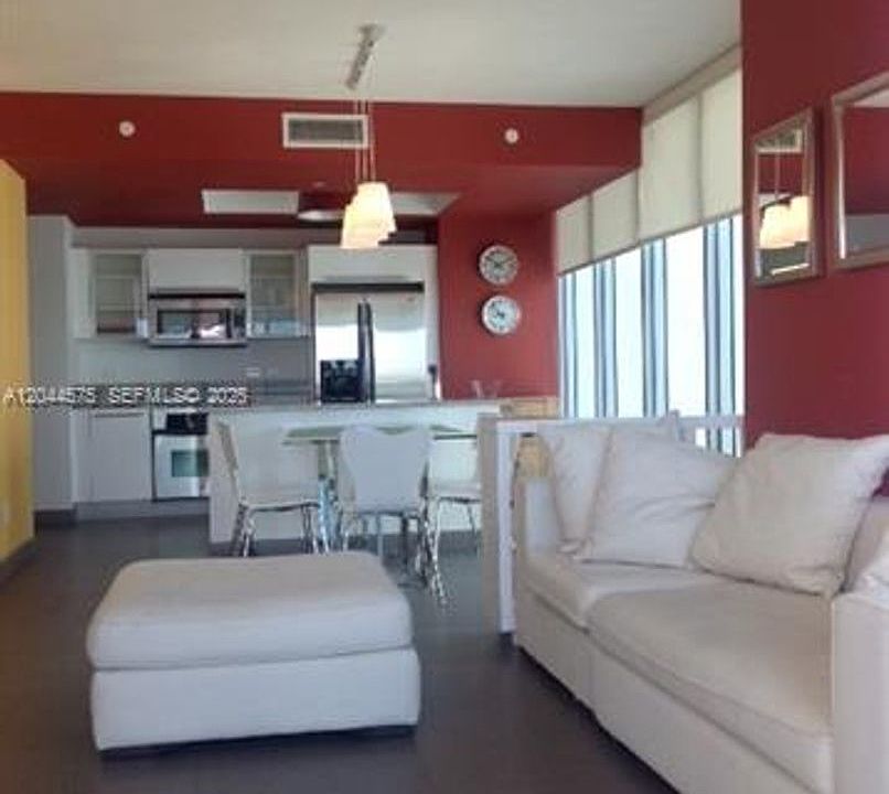 2nd image of 888 Biscayne Blvd APT 512