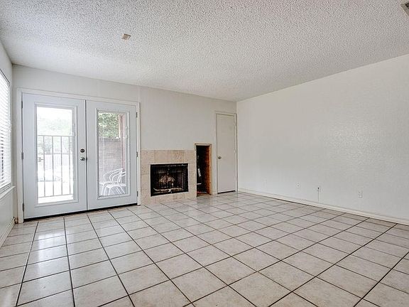 4th image of 2309 Balsam Dr APT K101
