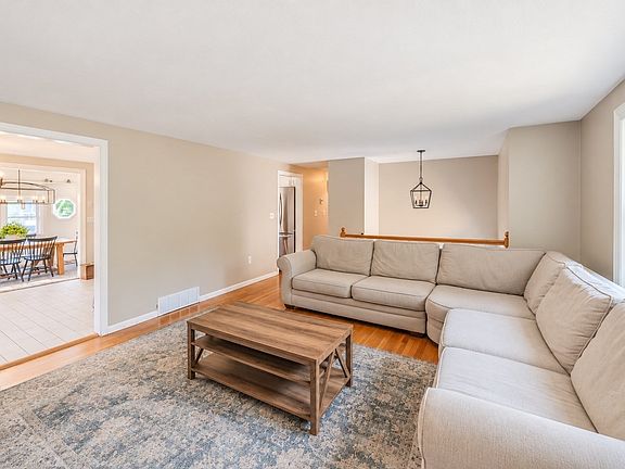 5th image of 23 Gratto Rd