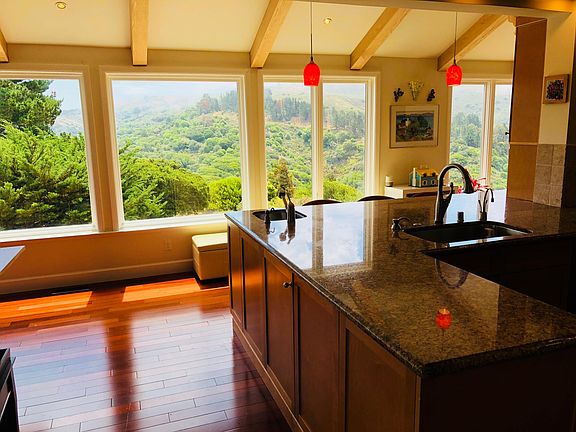 4th image of 320 Vista De Valle