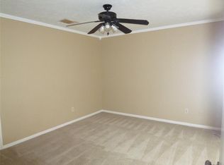 3 Regency Ln, Houston, TX 77088