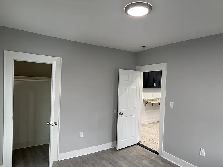 33-35 Cedar Ave #2 — Photo 18