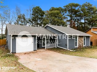 2066 Marshes Glenn Dr, Norcross, GA 30071