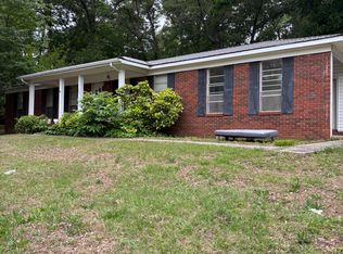 901 Carson Ln SW, Jacksonville, AL 36265