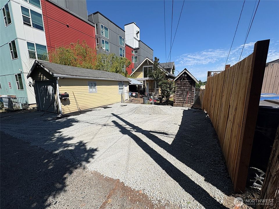 1st image of 139 NW 85th St