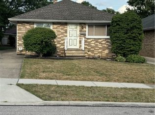 5231 E 102nd St, Garfield Heights, OH
