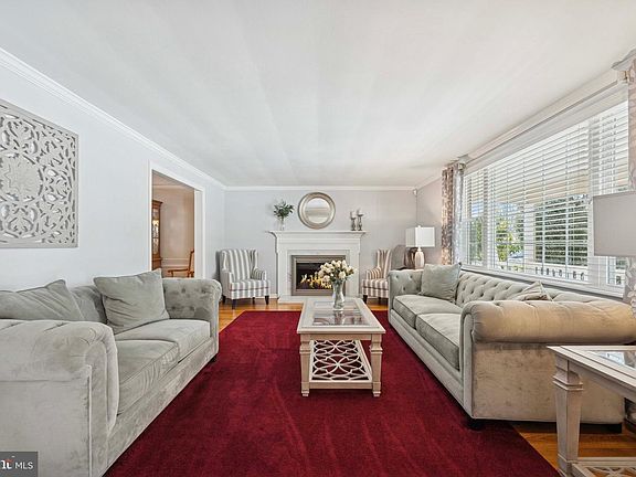 4th image of 147 Snyder Ln