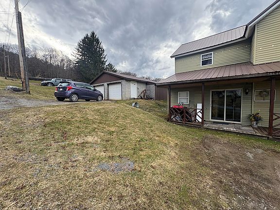 3rd image of 60 Upper Clinton St