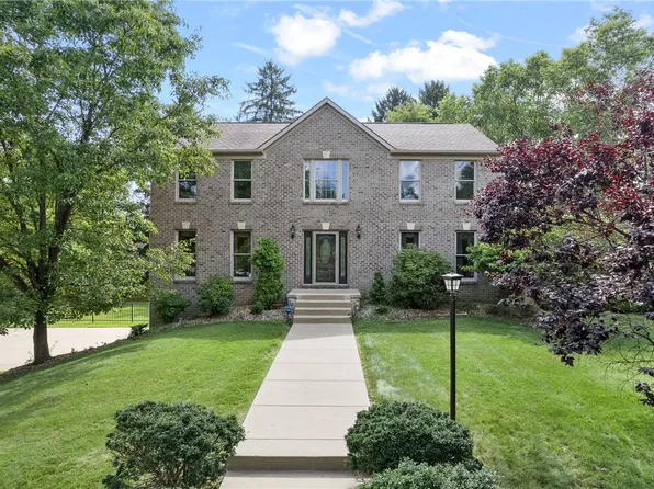 100 Guckert Ln, Wexford, PA 15090