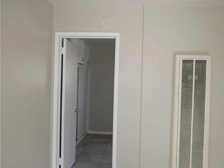 513 E Walnut St #513C — Photo 4