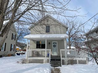 614 Pearl St, Sparta, WI 54656