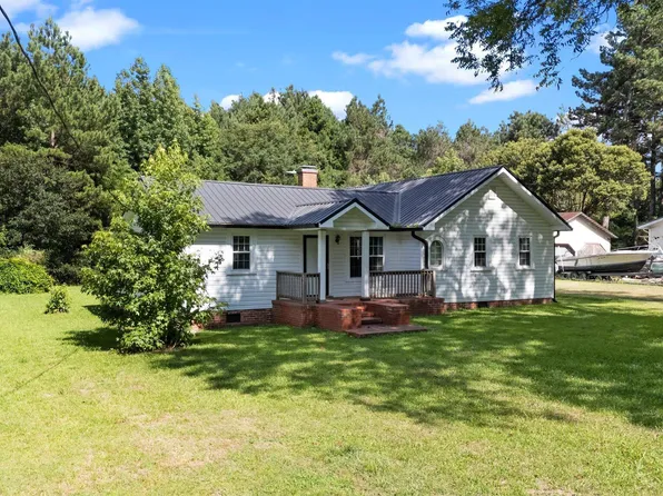 202 Woodard Street, Kenly, NC 27542