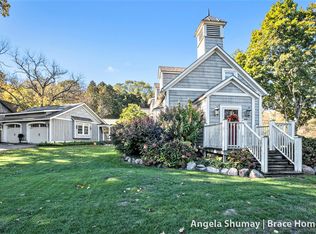 3161 Grand River Dr NE, Grand Rapids, MI 49525