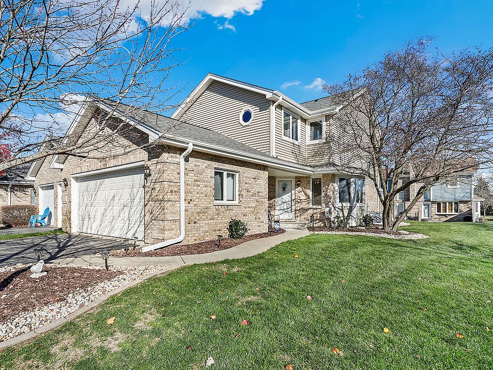 1st image of 11350 Lakebrook Ct