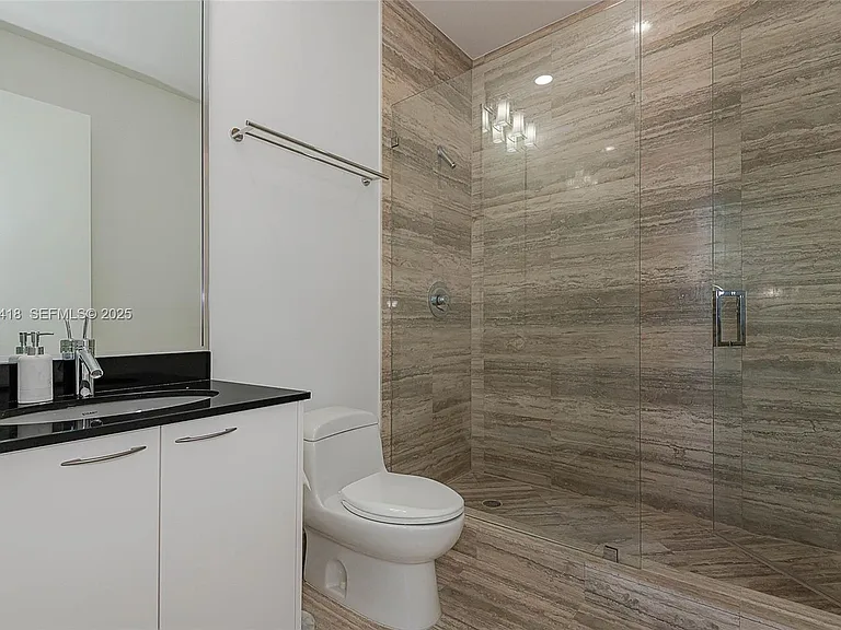 16001 Collins Ave #4104 — Photo 35