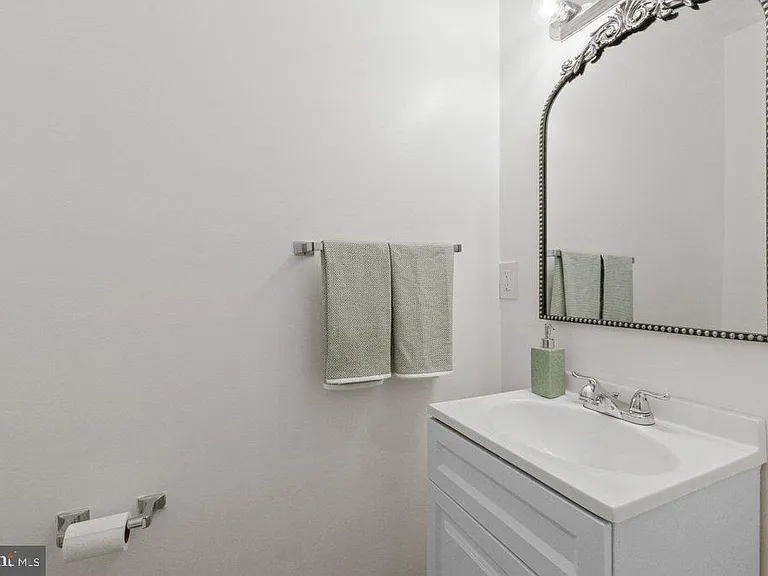 322 Harlan Sq #A-2 — Photo 6