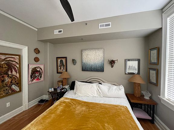 2nd image of 203 9th St #3B