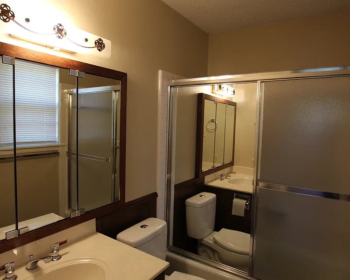 800 Rhodes Dr — Photo 21