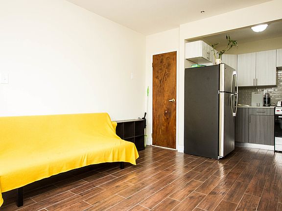 2nd image of 150 Stanhope St #3F