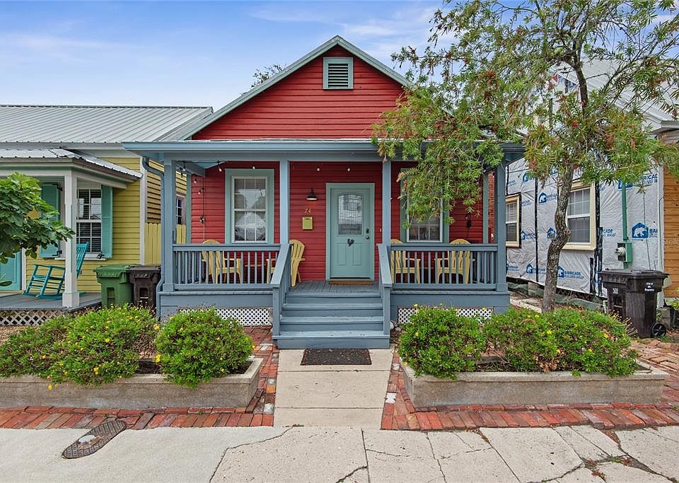 1st image of 74 Abbott St