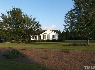 116 Creekstone Dr, Benson, NC 27504