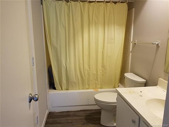 4th image of 851 Sardis Cove Dr