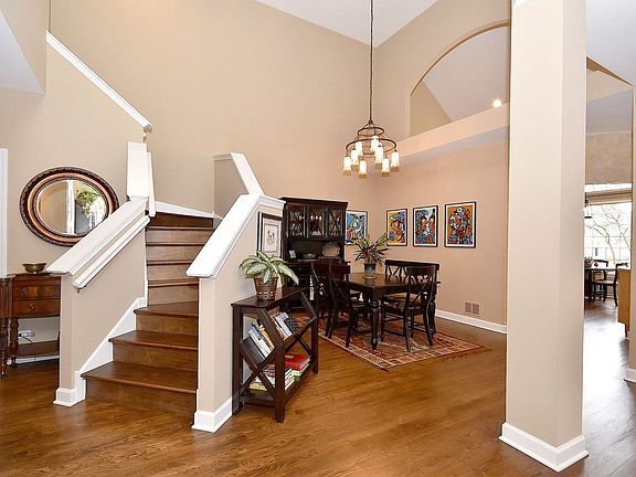 4th image of 1823 Camden Dr