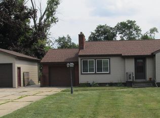 1105 E Rand St, Hobart, IN 46342