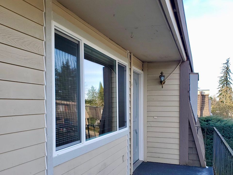 14525 NE 6th Pl Bellevue WA 98007 ACL Unit 4 14525 NE 6th Pl