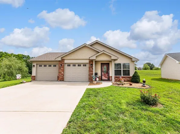 720 Lake Cottage Ct, Villa Ridge, MO 63089