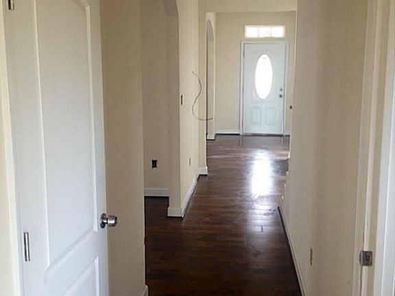 4th image of 153 Chautauqua Ave