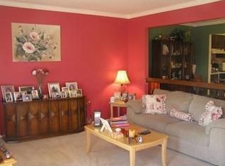 37 Manchester Rd, Flemington, NJ 08822